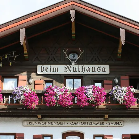 Hotel Beim Nuihausa 3*
