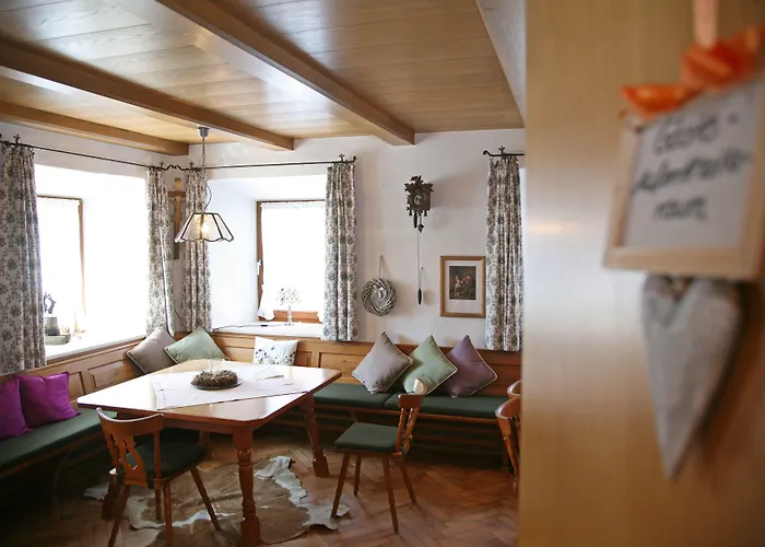 Hotel Beim Nuihausa 3*