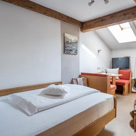 Beim Nuihausa 3* Reit im Winkl