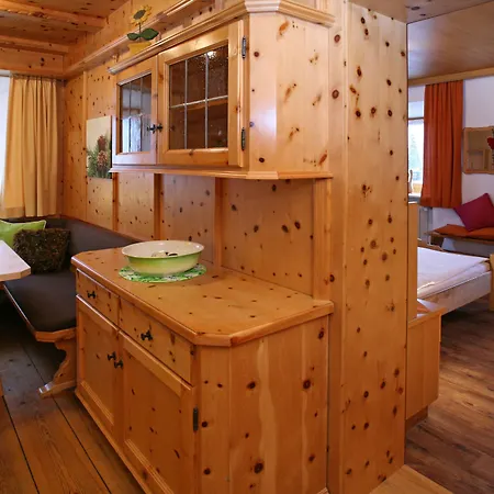 Beim Nuihausa Hotel 3*
