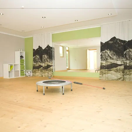 Beim Nuihausa Reit im Winkl
