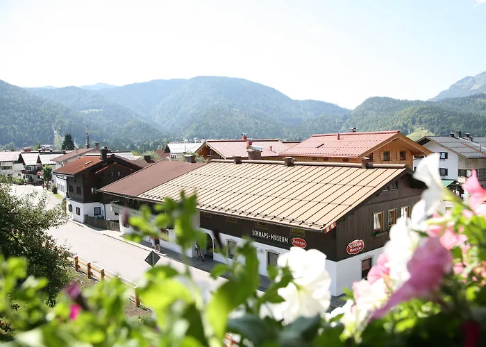 Beim Nuihausa Reit im Winkl